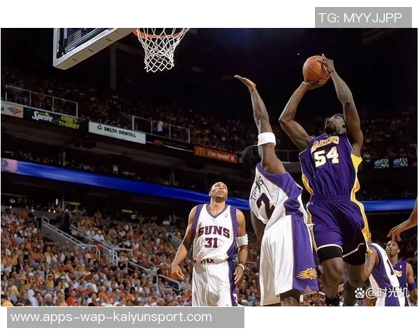 夸梅建议布朗尼学习基德技巧先适应三分再练习突破能力 夸梅建议布朗尼学习基德技巧先适应三分再练习突破能力