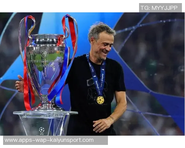 恩里克回忆巴萨欧冠首秀时的紧张心情与小将恩贾恩图的对比 恩里克回忆巴萨欧冠首秀时的紧张心情与小将恩贾恩图的对比