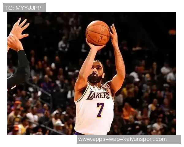 湖人残阵逆袭独行侠文森特首节火力全开八村表现出色半场领先13分