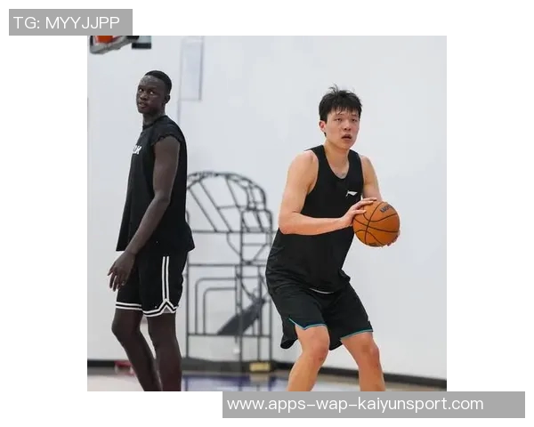 媒体人指出杨瀚森需提升三分投射训练以弥补移动能力短板 媒体人指出杨瀚森需提升三分投射训练以弥补移动能力短板