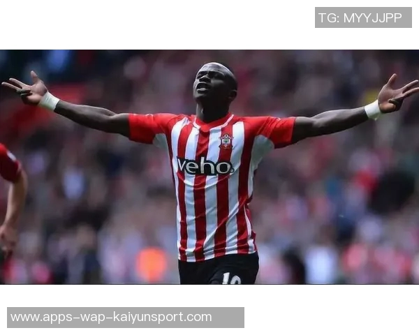 马内射门被挡菲利克斯补射完成帽子戏法球队大胜5-1领先 马内射门被挡菲利克斯补射完成帽子戏法球队大胜5-1领先