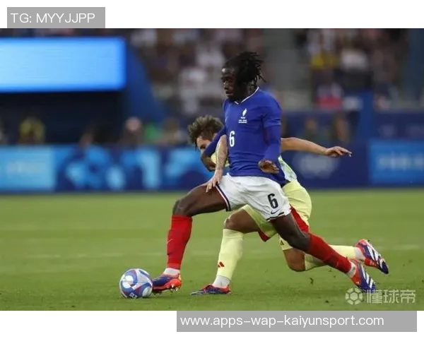 米兰两度追逐科内巴黎欲出6000万罗马希望留人